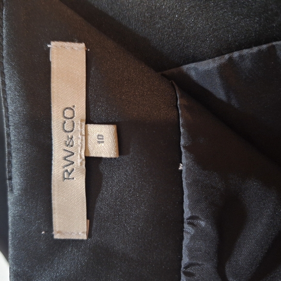 RW&CO. Black skirt, women's size 10 NWOT - Picture 2 of 7
